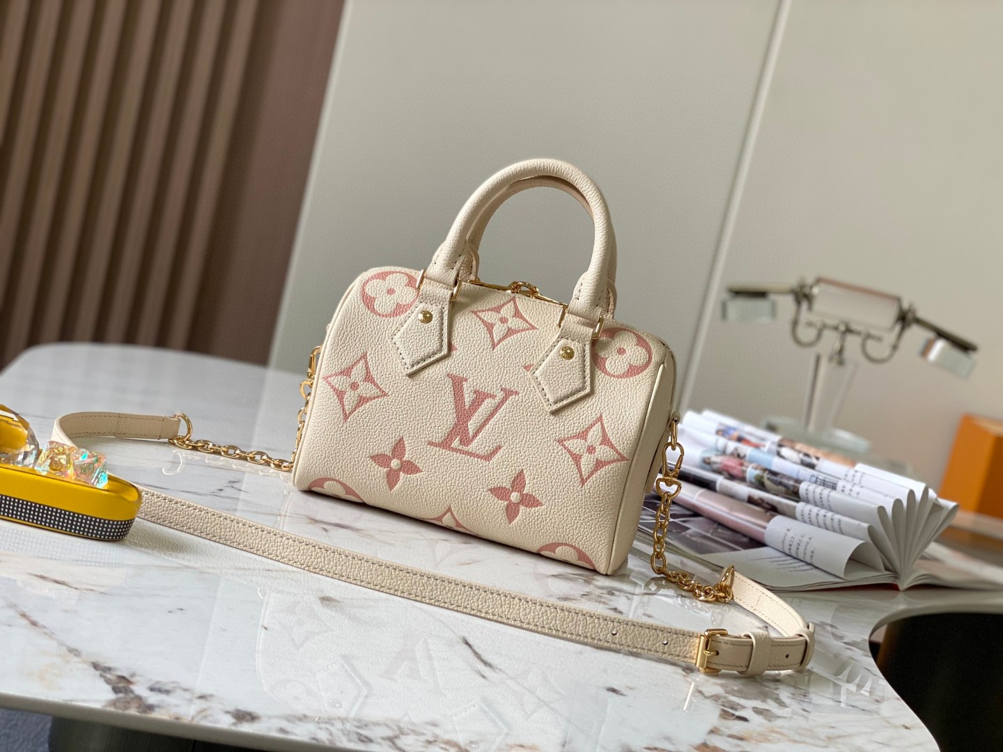Louis Vuitton M46397 Speedy Bandoulière 20