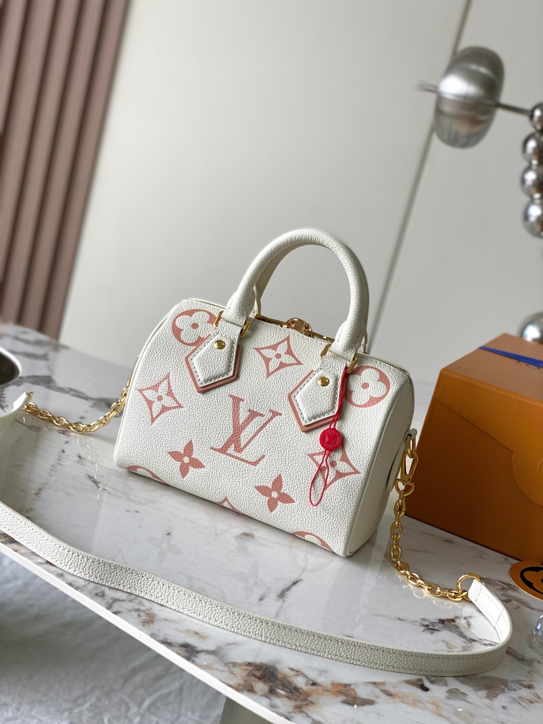 Louis Vuitton M46875 Speedy Bandoulière 20