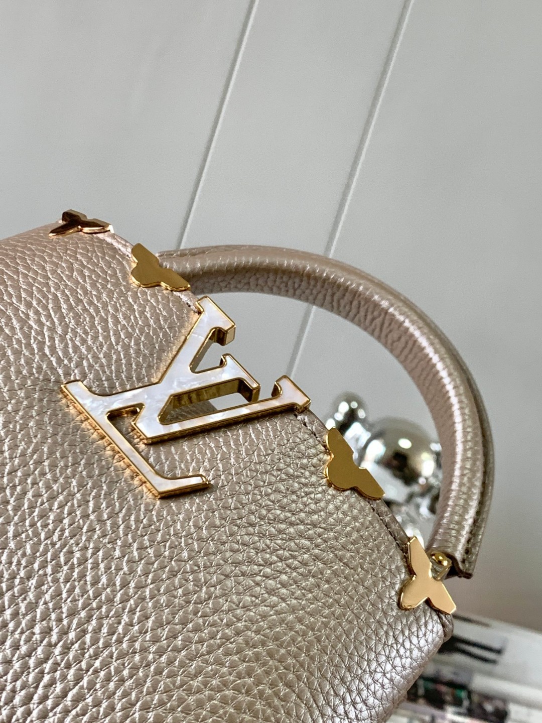 Louis Vuitton M22436 Capucines Mini