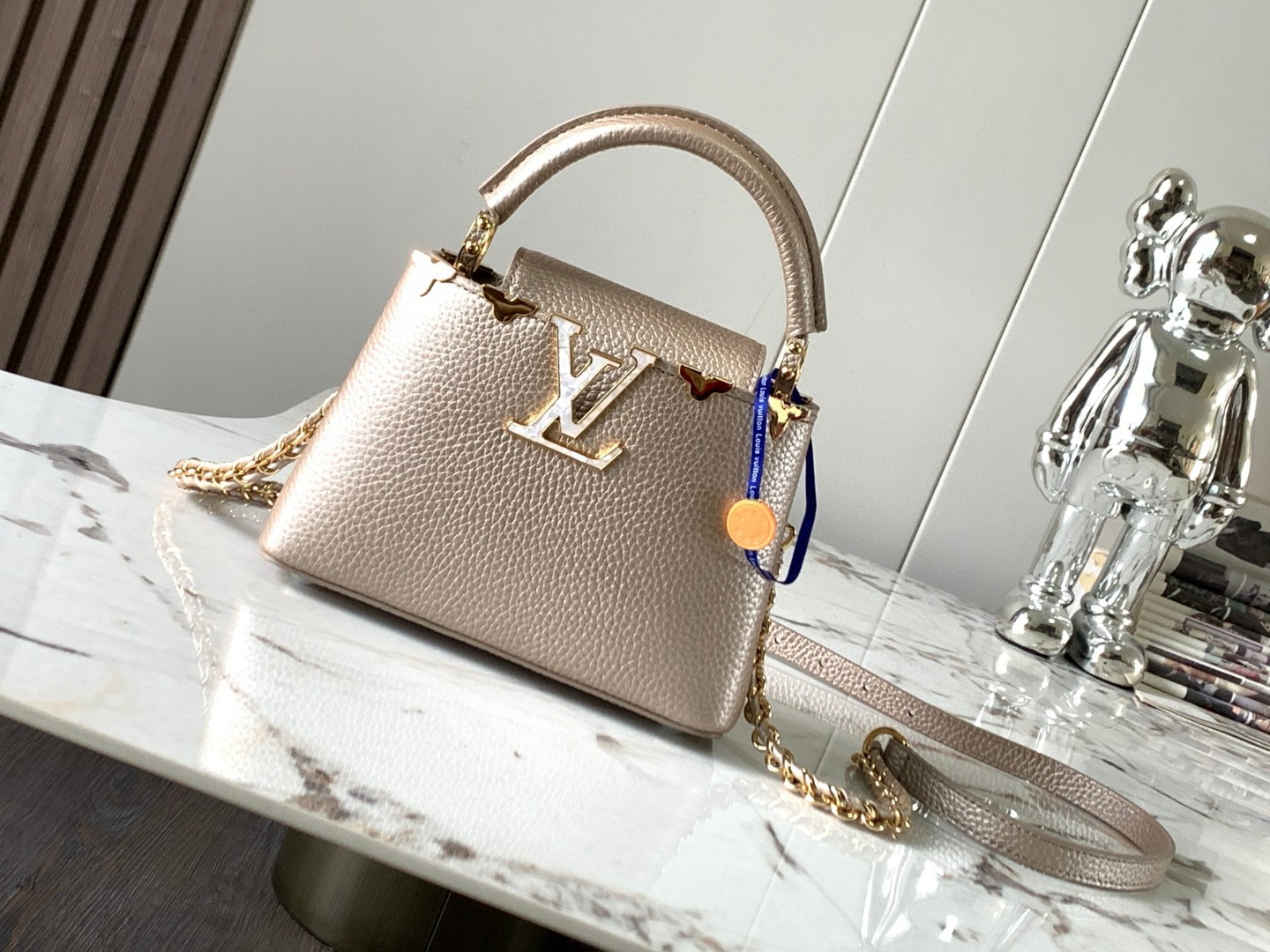 Louis Vuitton M22436 Capucines Mini