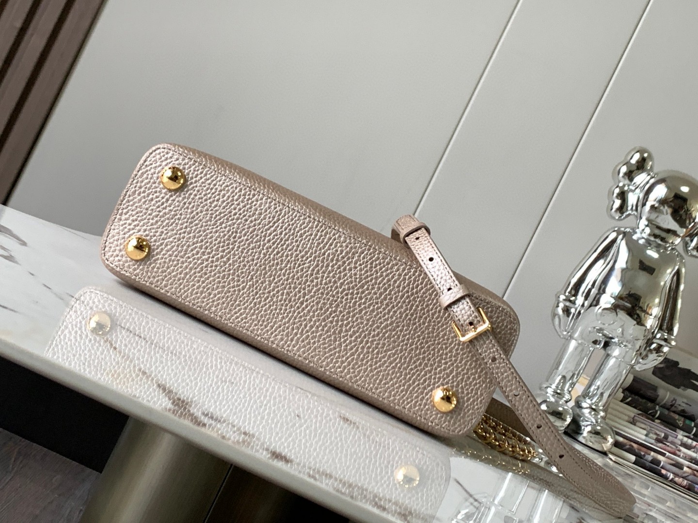 Louis Vuitton M22436 Capucines BB