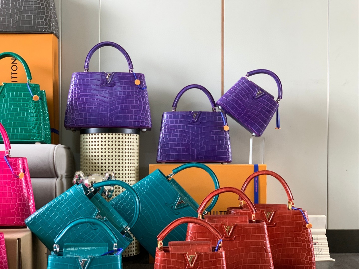 Louis Vuitton N92967 N92173 N93429 Capucines mini N95509