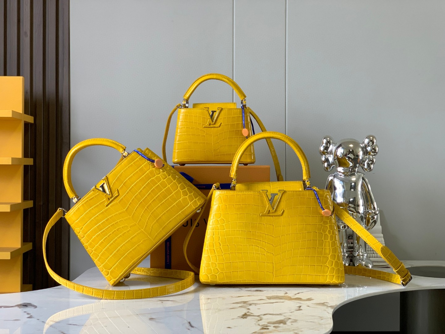 Louis Vuitton N92967 N92173 N93429 Capucines mini N95509