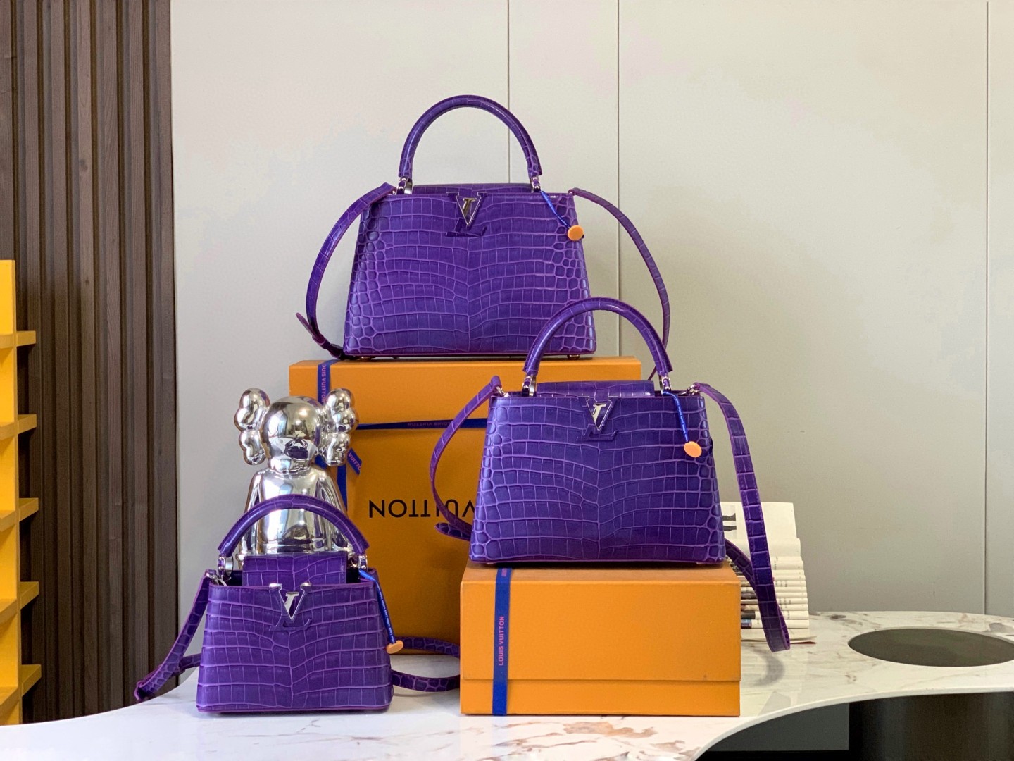 Louis Vuitton N92967 N92173 N93429 Capucines mini N95509