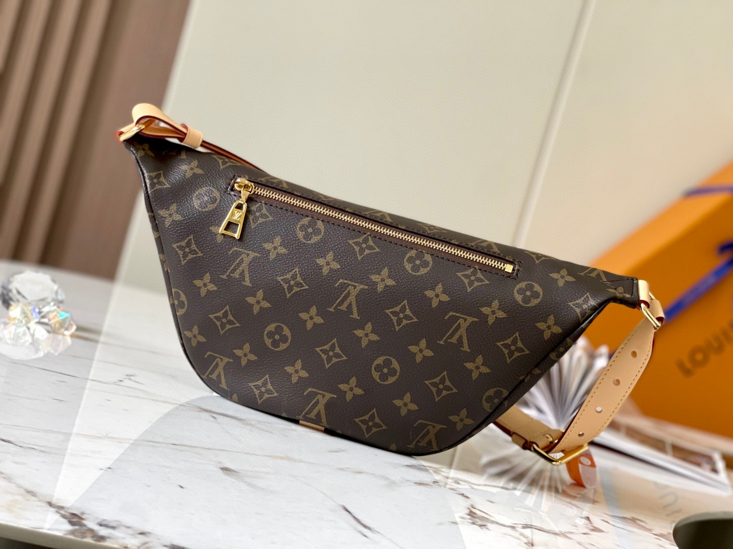 Louis Vuitton M43644 bumbag