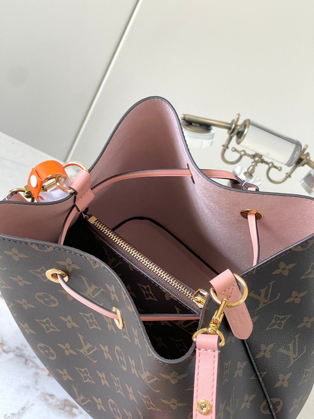 Louis Vuitton M44022 NéoNoé