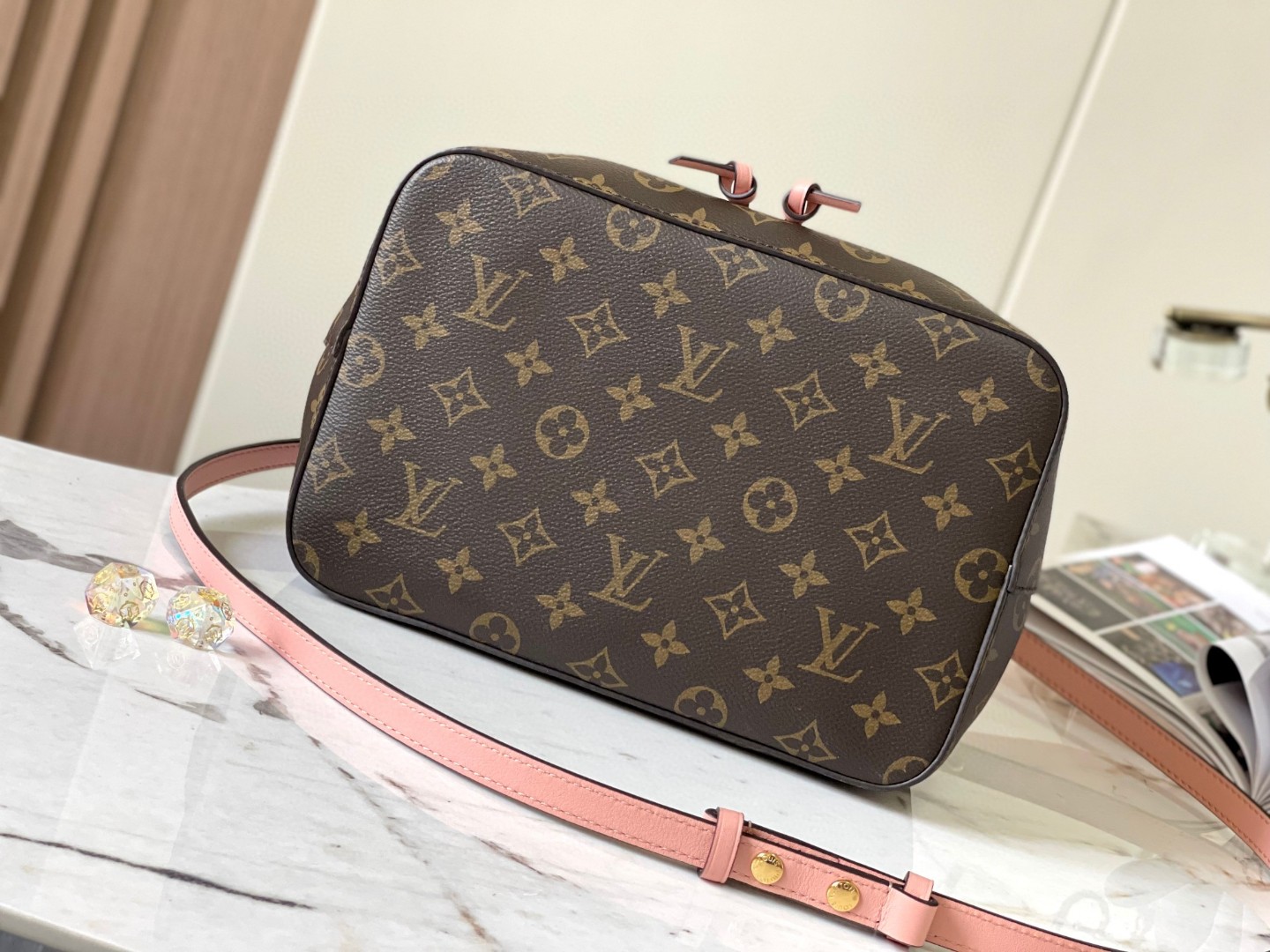 Louis Vuitton M44022 NéoNoé