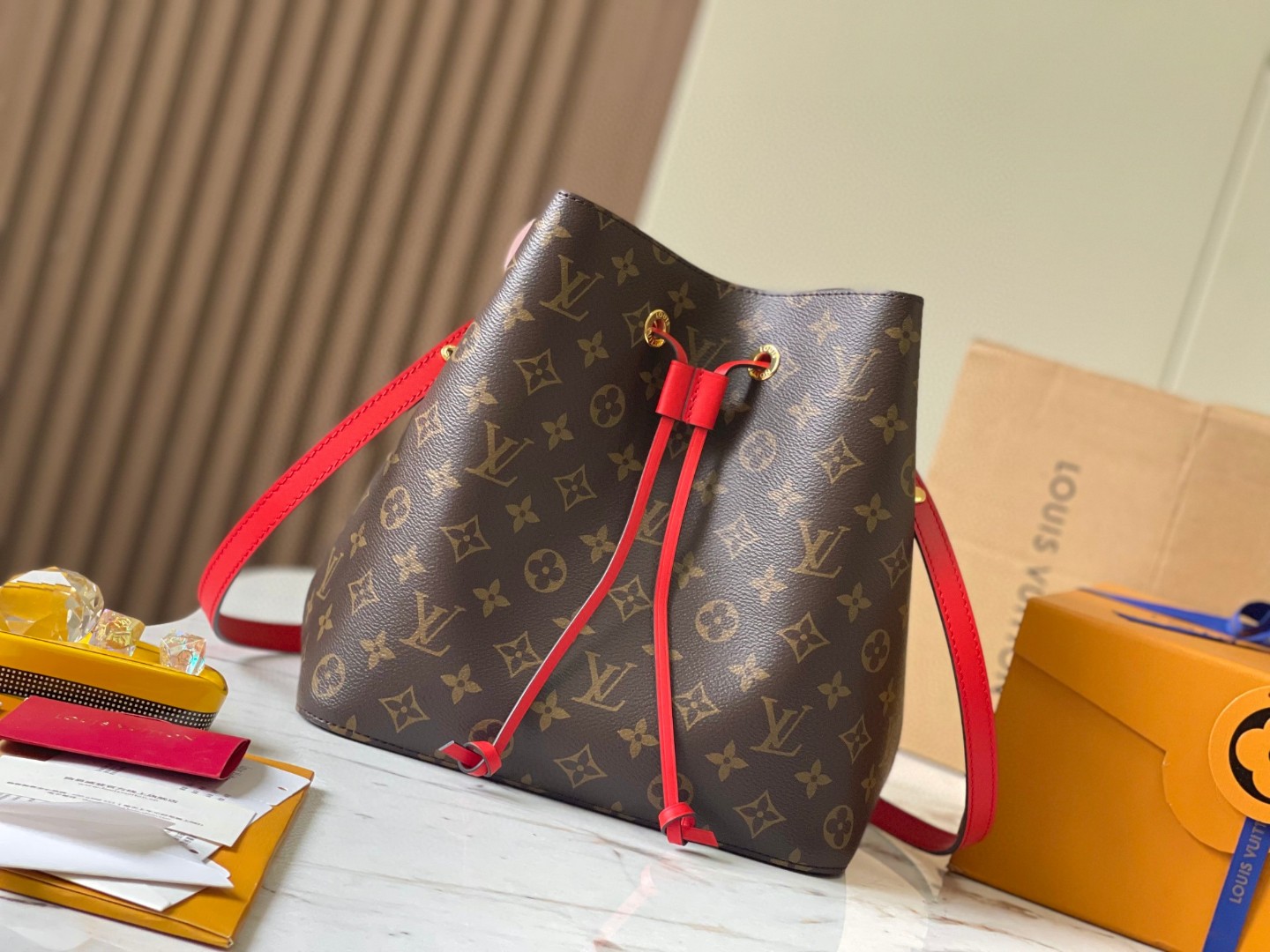 Louis Vuitton M44021 NéoNoé