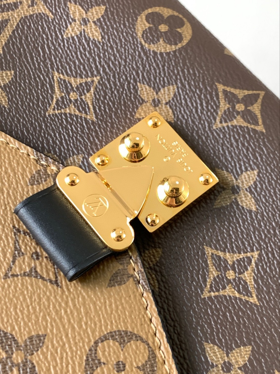Louis Vuitton M44876Pochette Métis