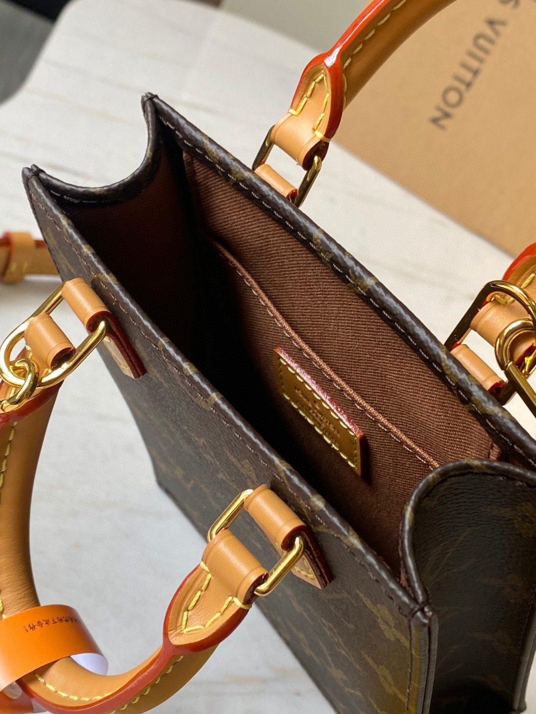 Louis Vuitton M81295 Túi Petit Sac Plat