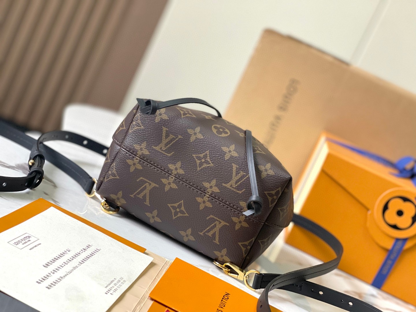 Louis Vuitton M51172 Montsouris BB
