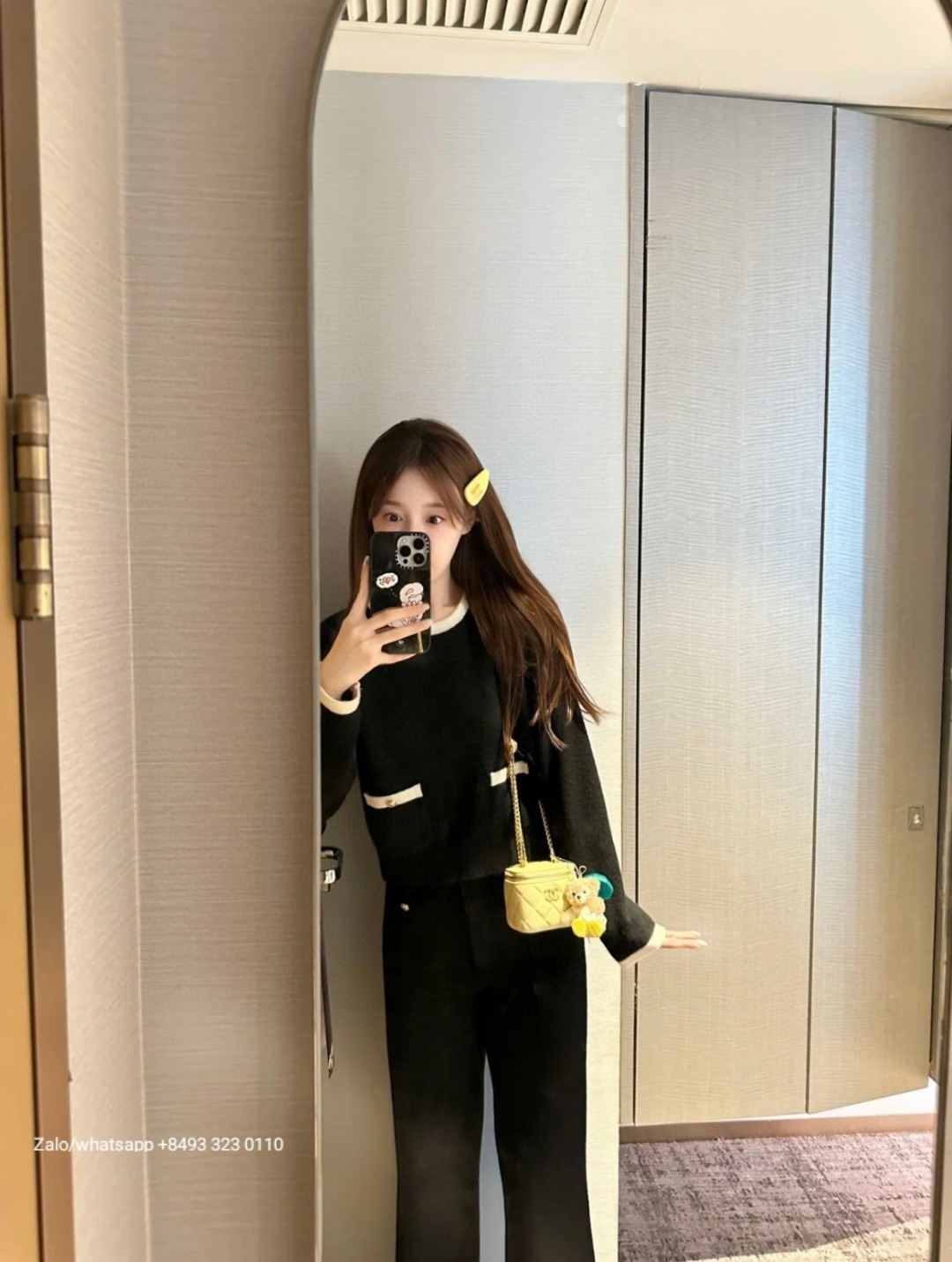 CHANEL 23S mini Lambskin Gold-Tone Metal Black /lime/pink