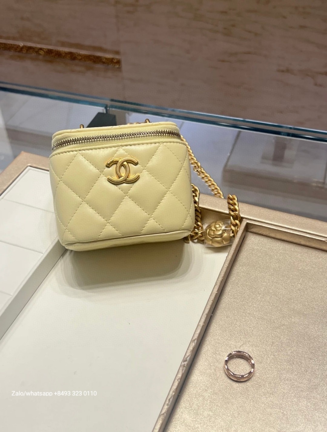 CHANEL 23S mini Lambskin Gold-Tone Metal Black /lime/pink