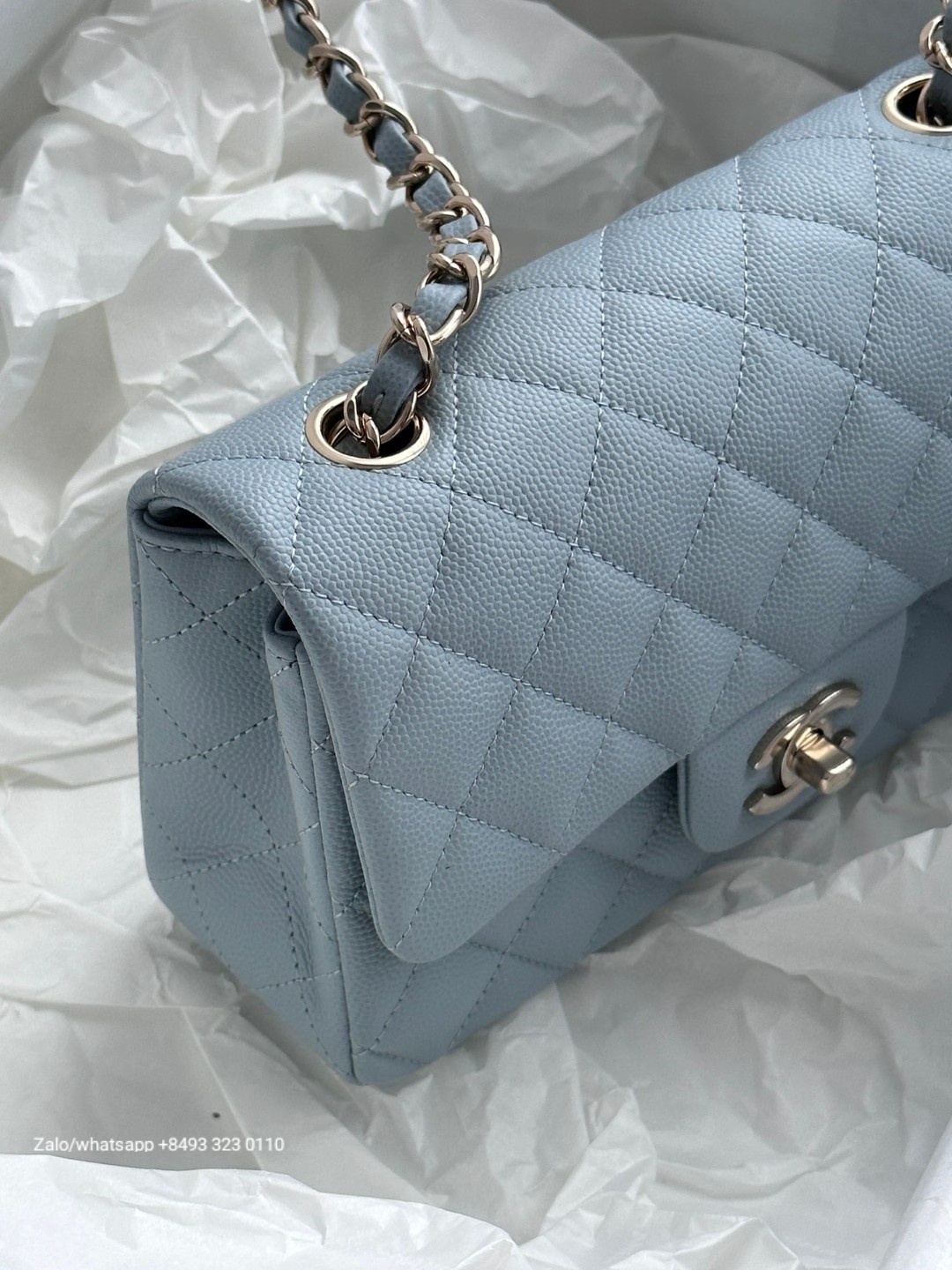 CHANEL MINI CLASSIC HANDBAG GRAINED CALFSKIN & Gold-Tone Metal Blue