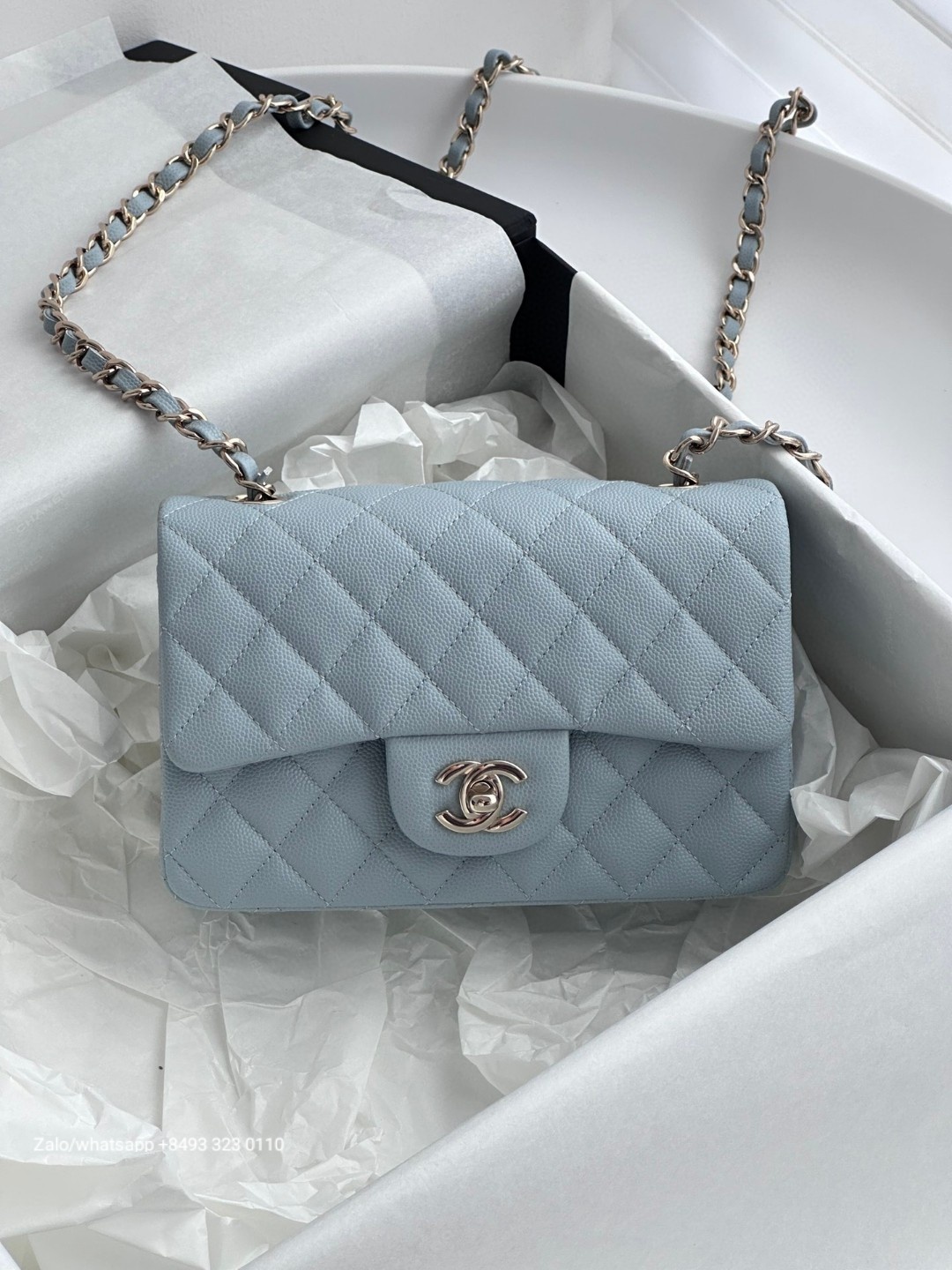 CHANEL MINI CLASSIC HANDBAG GRAINED CALFSKIN & Gold-Tone Metal Blue