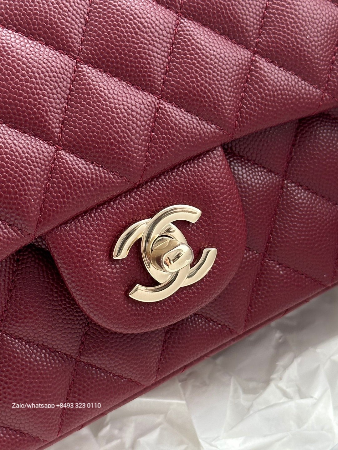 CHANEL MINI CLASSIC HANDBAG GRAINED CALFSKIN & Gold-Tone Metal Red