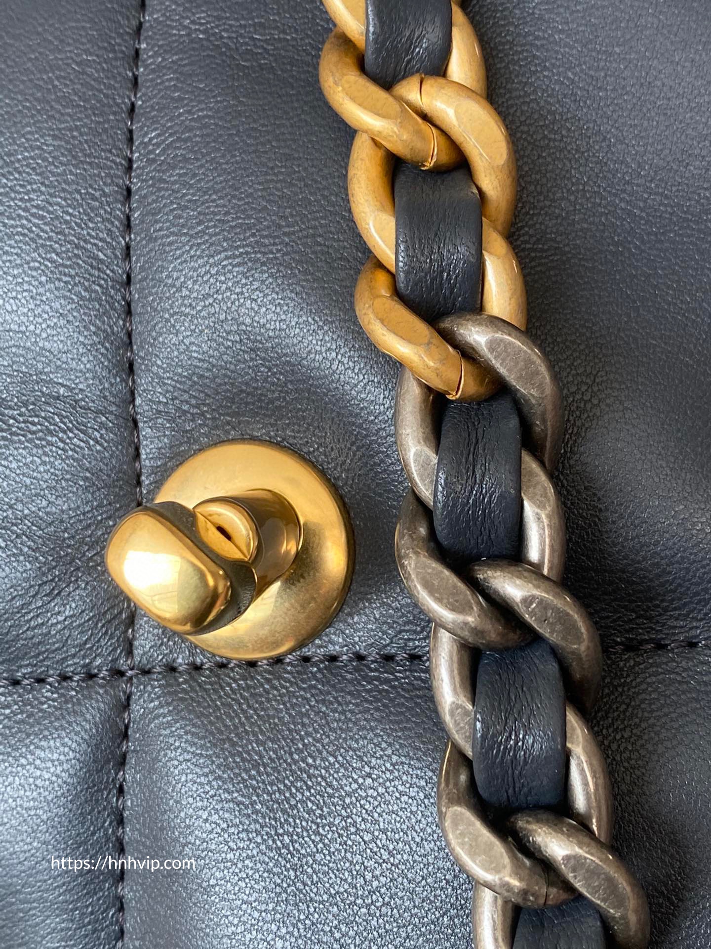 CHANEL 19 LARGE HANDBAG