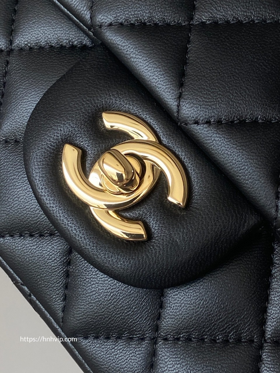 Chanel MINI FLAP BAG Lambskin & Gold-Tone Metal Black