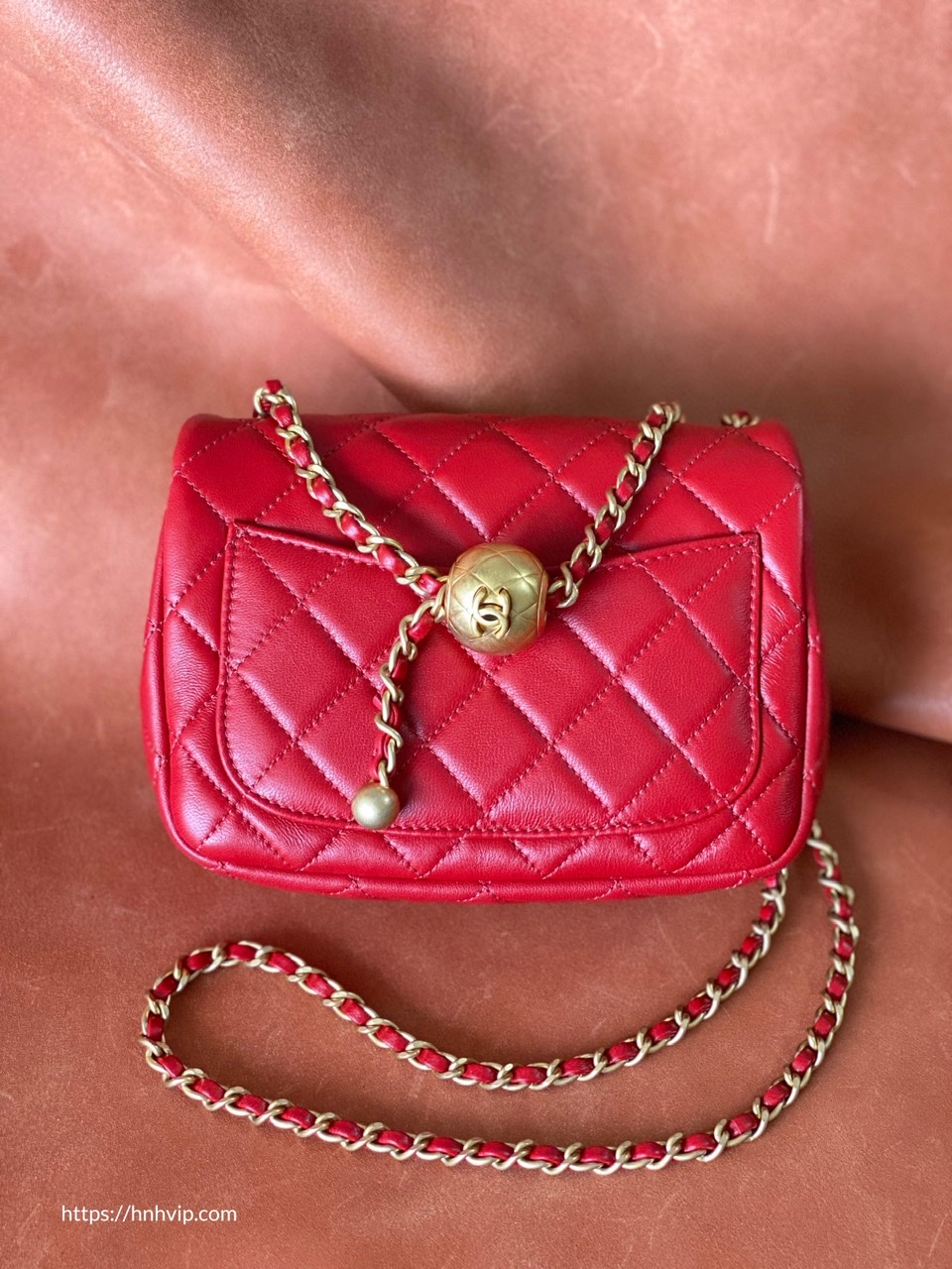 Chanel Classic Flap Runway Square Mini Pearl Crush Lambskin Leather