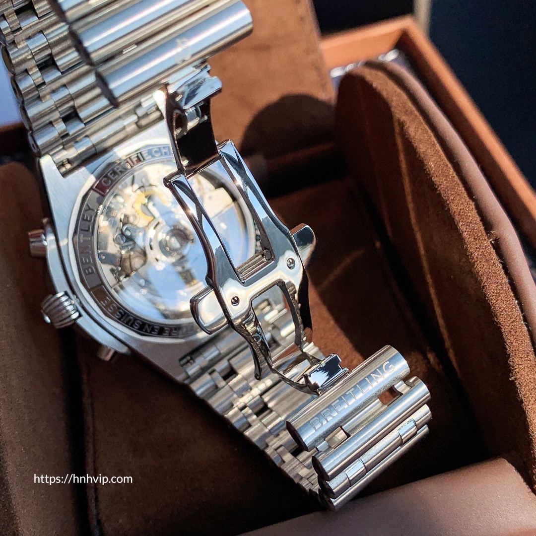 Breitling CHRONOMAT B01 42