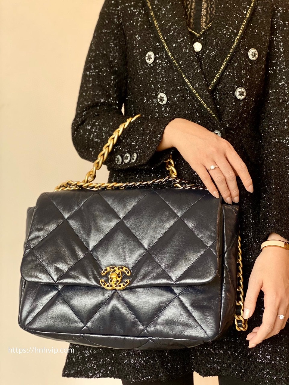 CHANEL 19 HANDBAG