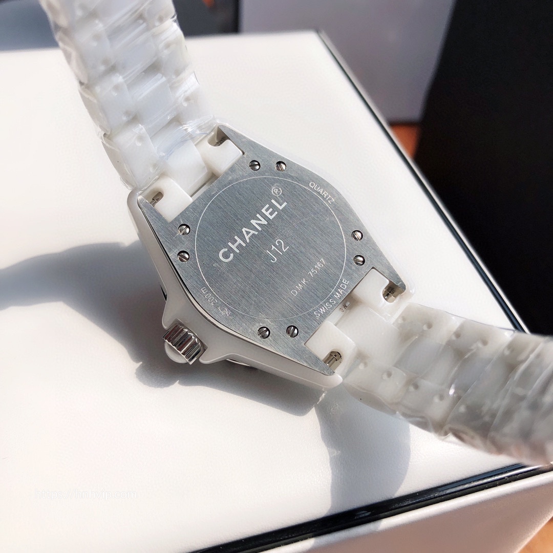 Chanel J12 WATCH, 33 MM