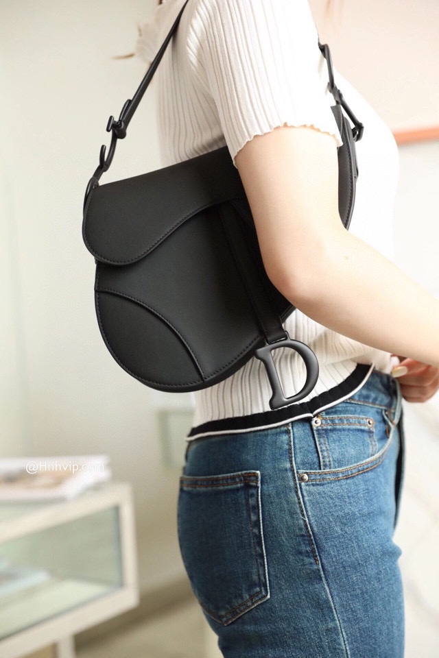 DIOR SADDLE BAG Black Ultramatte Calfskin