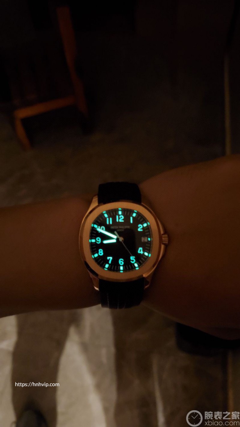PATEK PHILIPPE AQUANAUT 5167R-001