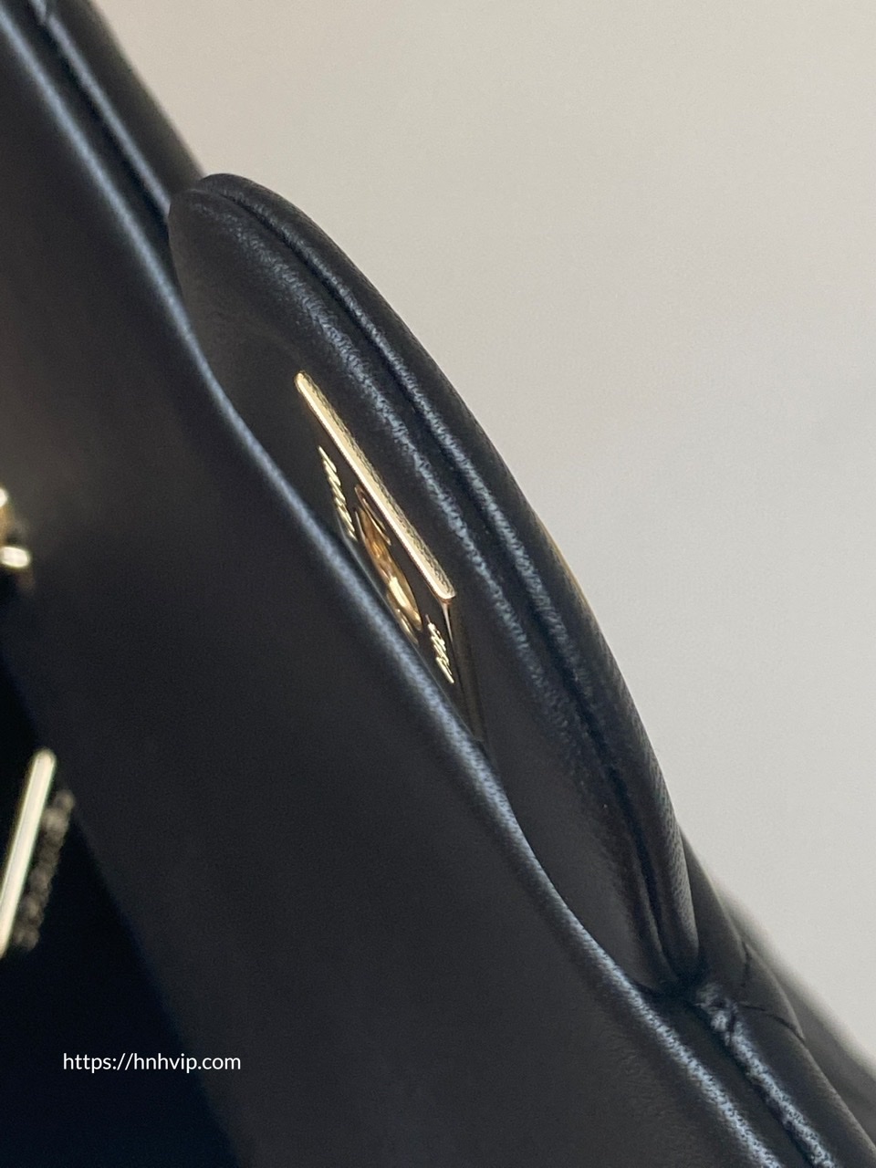 Chanel MINI FLAP BAG Lambskin & Gold-Tone Metal Black
