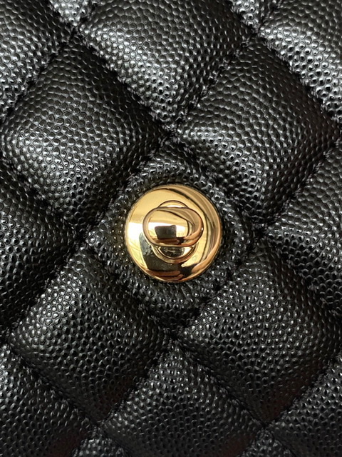 Chanel Coco handle Bag 19cm