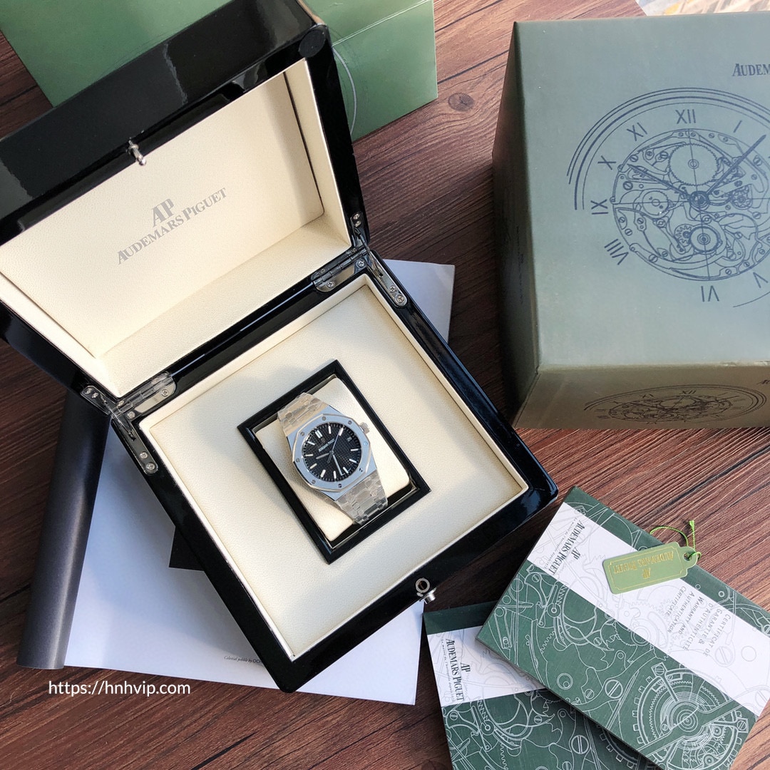 Audemars Piguet Royal Oak 15500ST.OO.1220ST.03