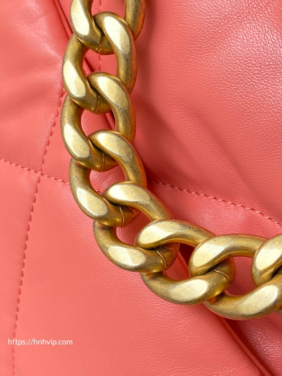 CHANEL 19 HANDBAG