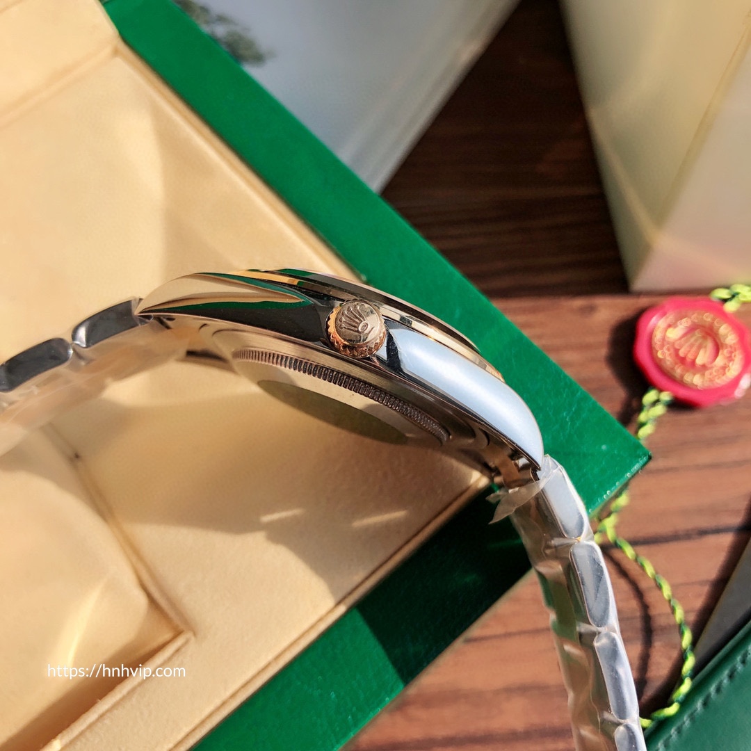 Rolex Oyster Perpetual Datejust 41MM 126333 - 0009