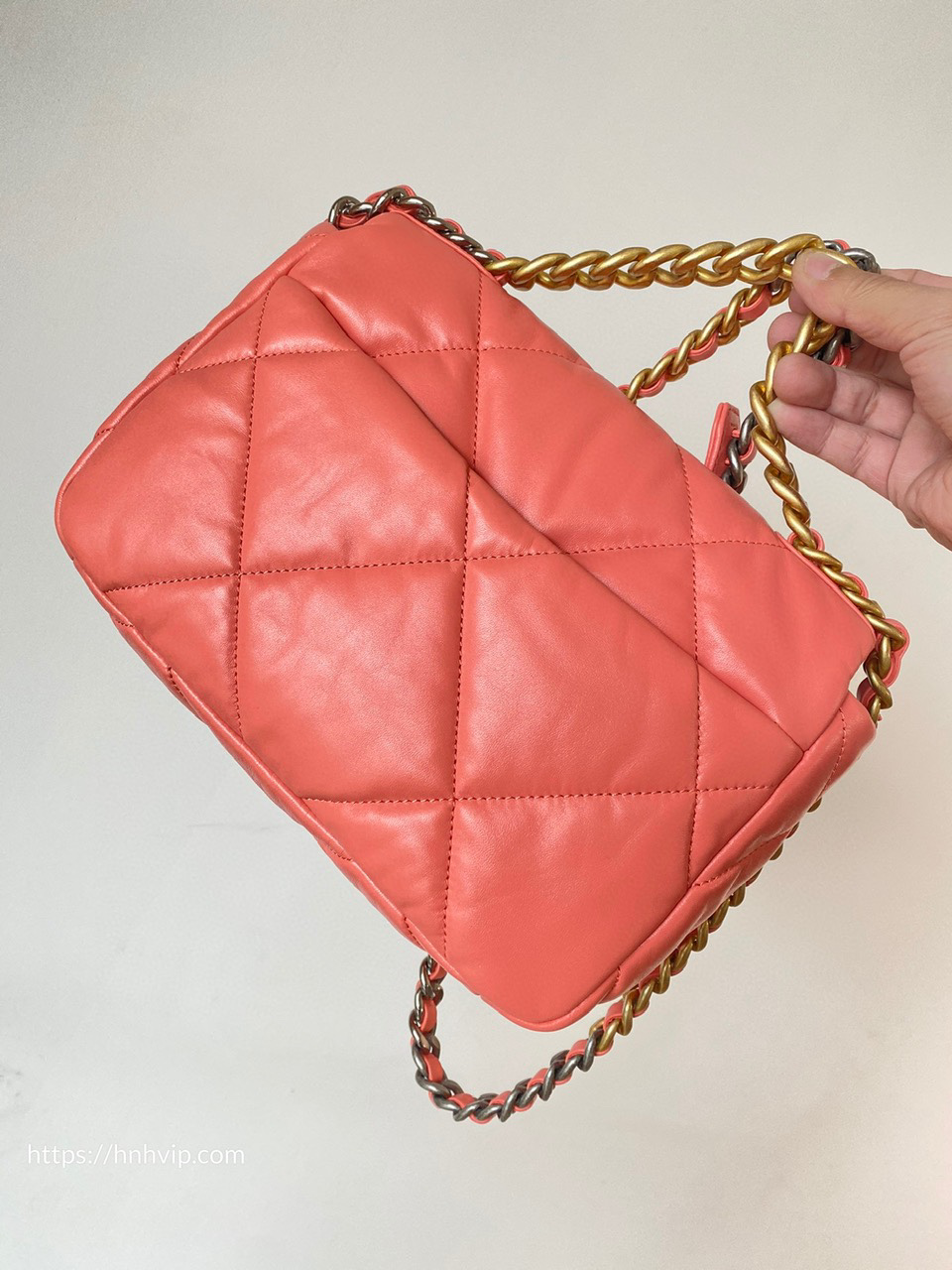 CHANEL 19 HANDBAG
