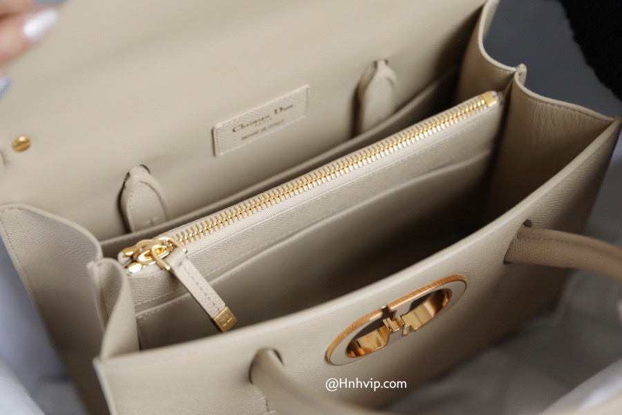 DIOR MEDIUM ST HONORÉ TOTE IVORY Grained Calfskin