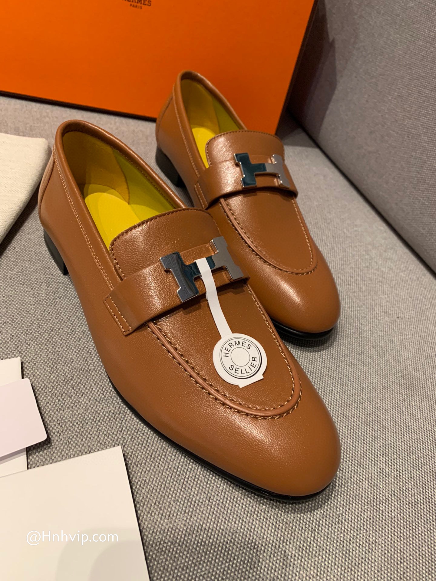 HERMES Paris loafer
