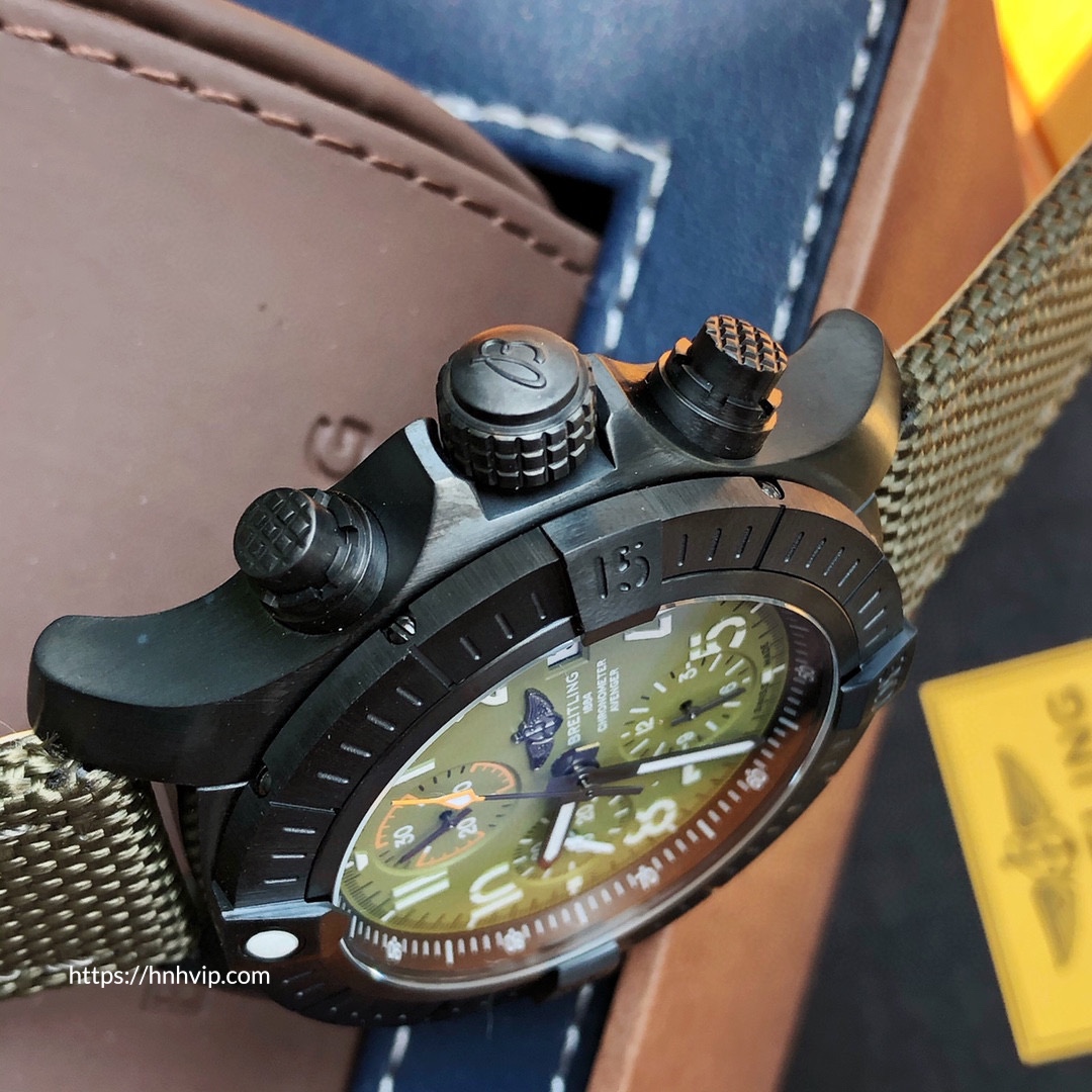 Breitling AVENGER CHRONOGRAPH 45 NIGHT MISSION