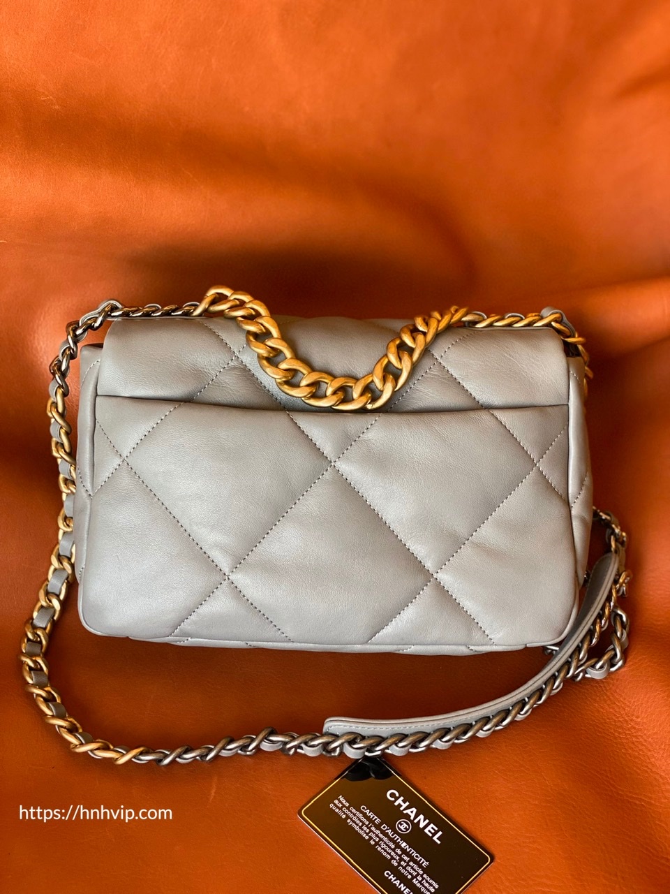 CHANEL 19 HANDBAG