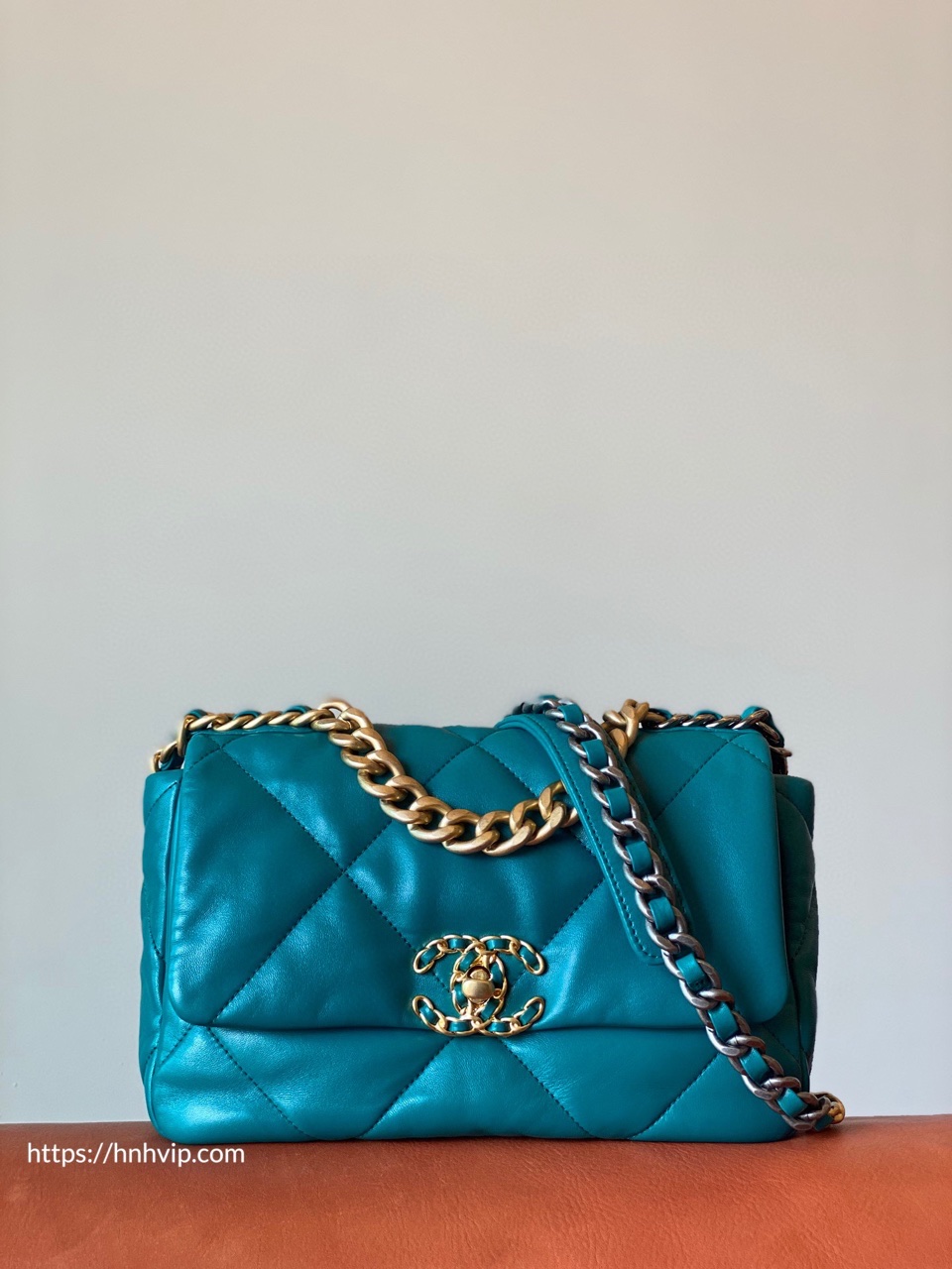 CHANEL 19 HANDBAG