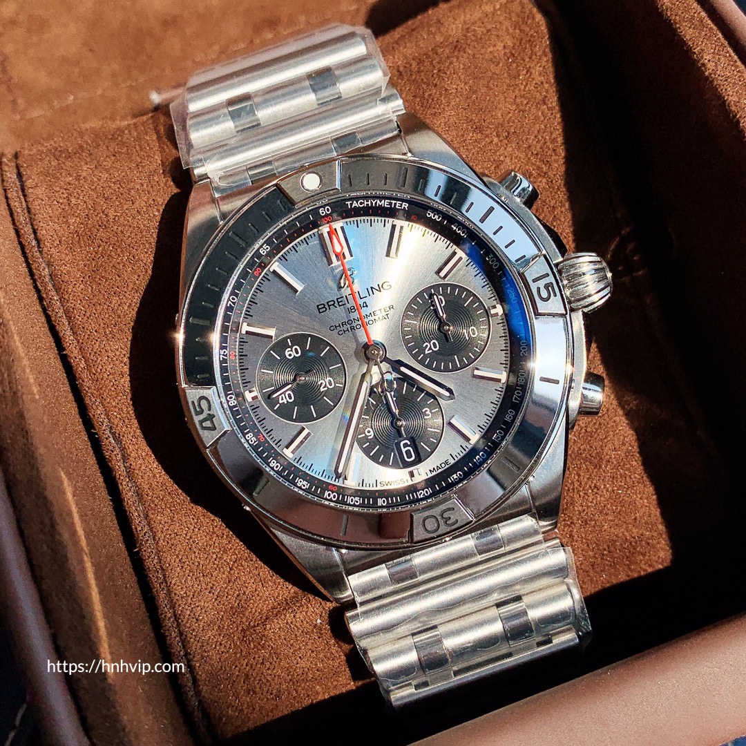 Breitling CHRONOMAT B01 42