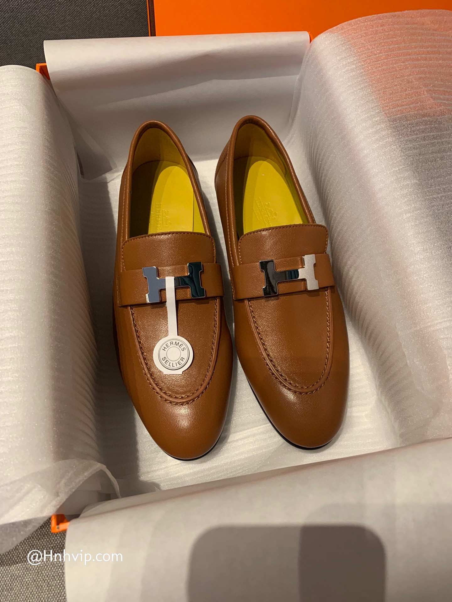 HERMES Paris loafer
