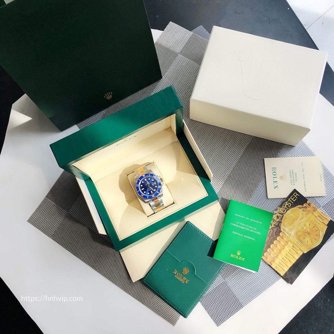 Rolex Oyster Perpetual Submariner Date 126613LB