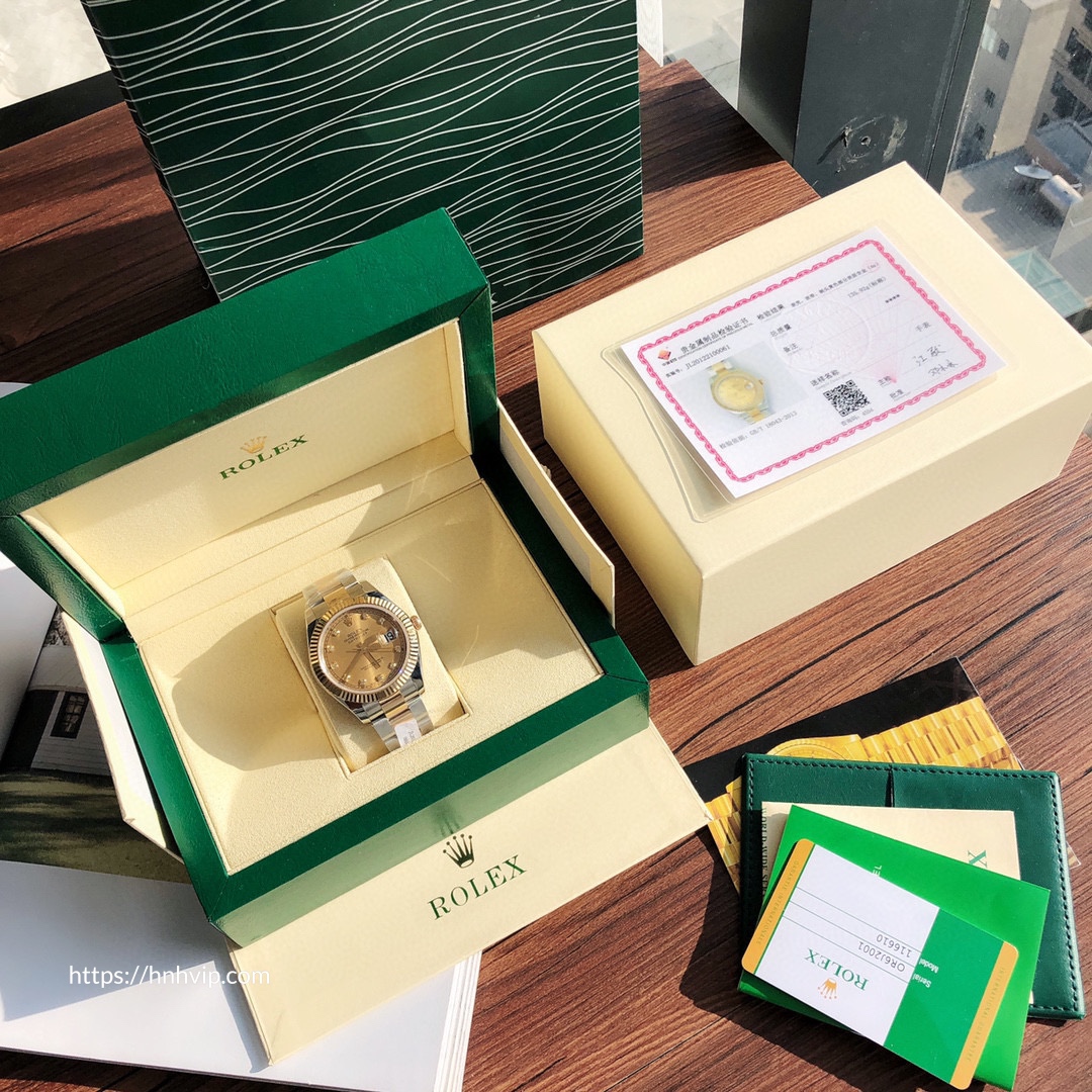 Rolex Oyster Perpetual Datejust 41MM 126333 - 0011