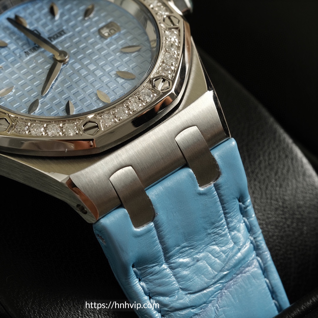 Audemars Piguet Royal Oak 67601ST.ZZ.D302CR.01