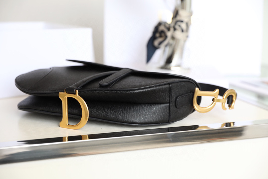 DIOR SADDLE BAG Black Grained Calfskin