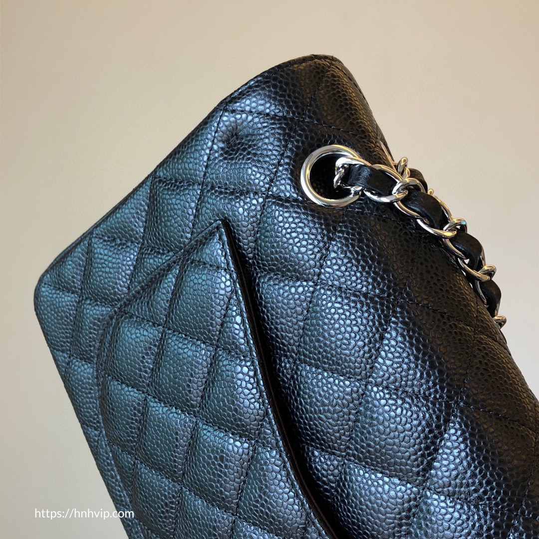 Chanel Classic Flap Bag 23cm