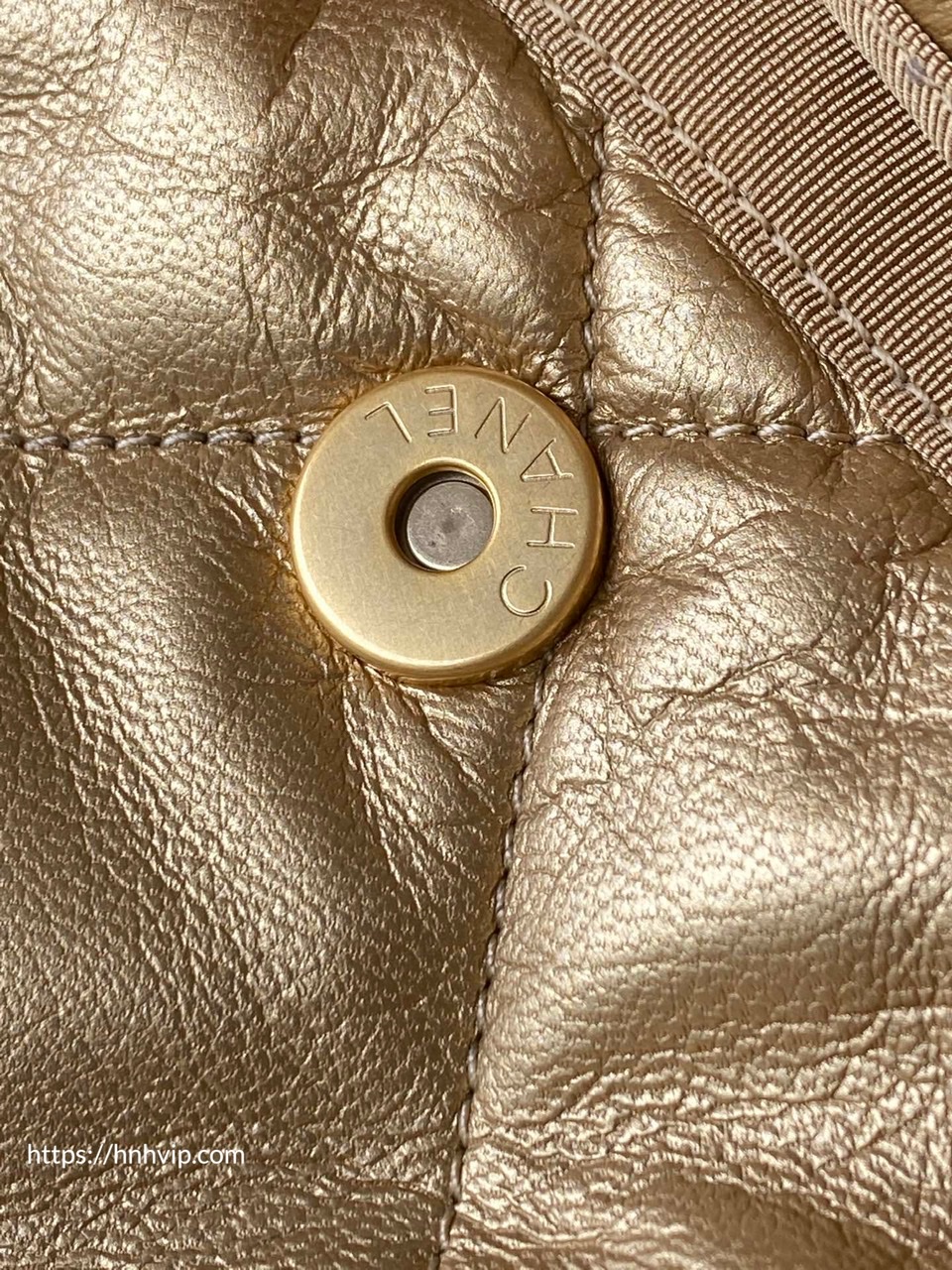 CHANEL 19 HANDBAG