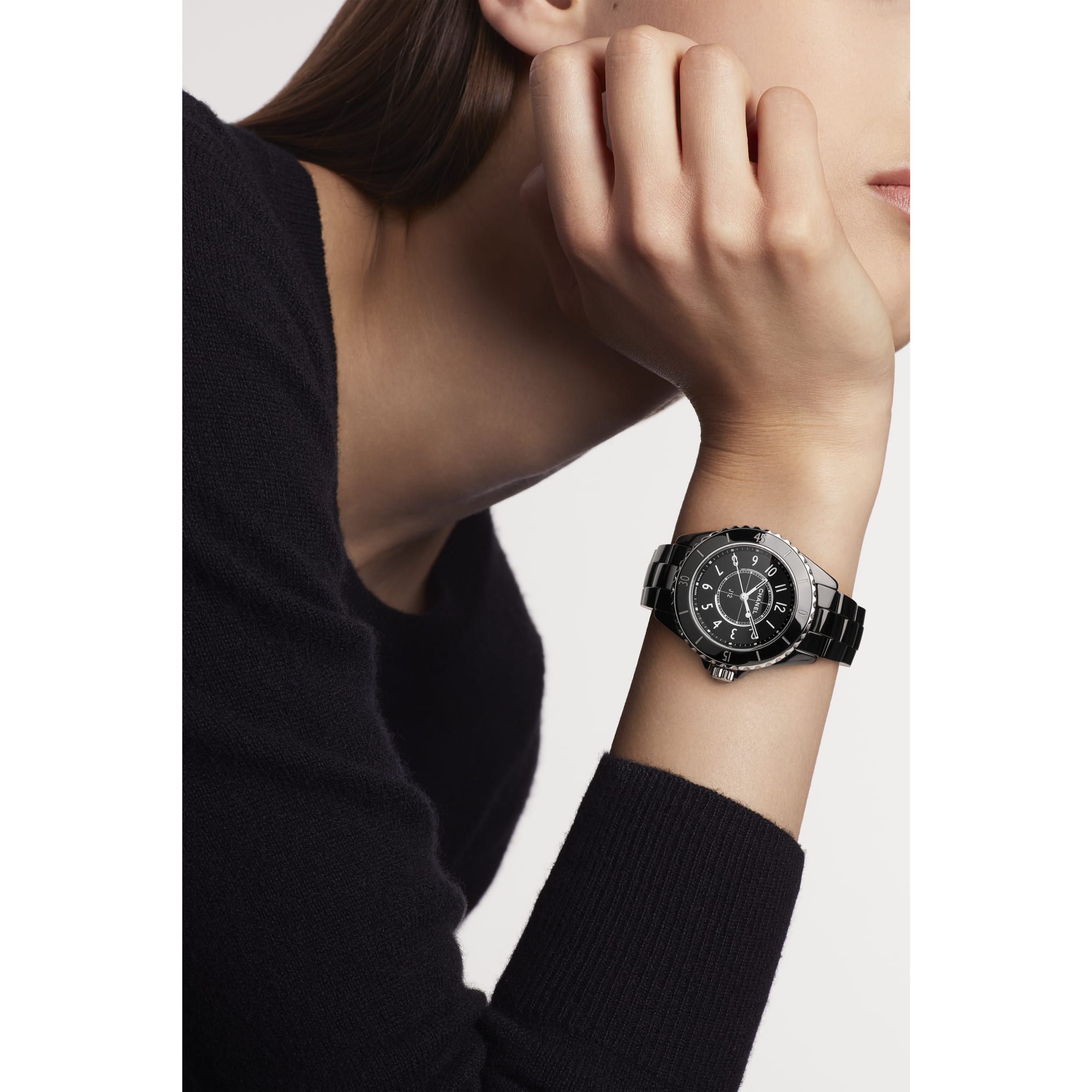 Chanel J12 WATCH, 33 MM