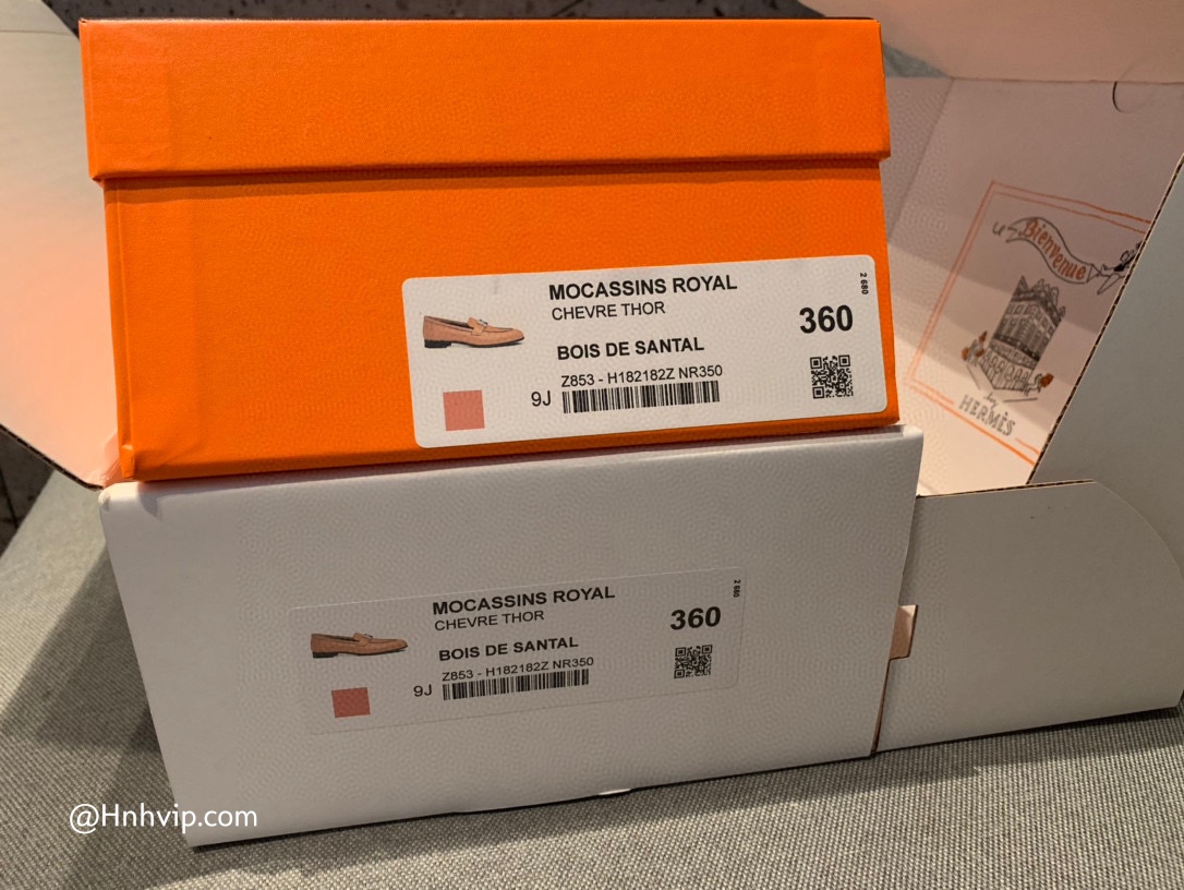 HERMES Paris loafer