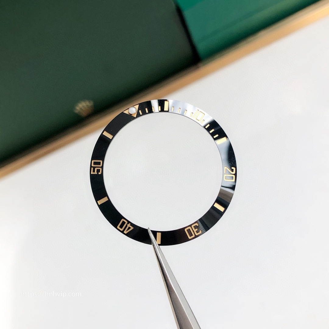 Rolex Oyster Perpetual Submariner Date 126613LN